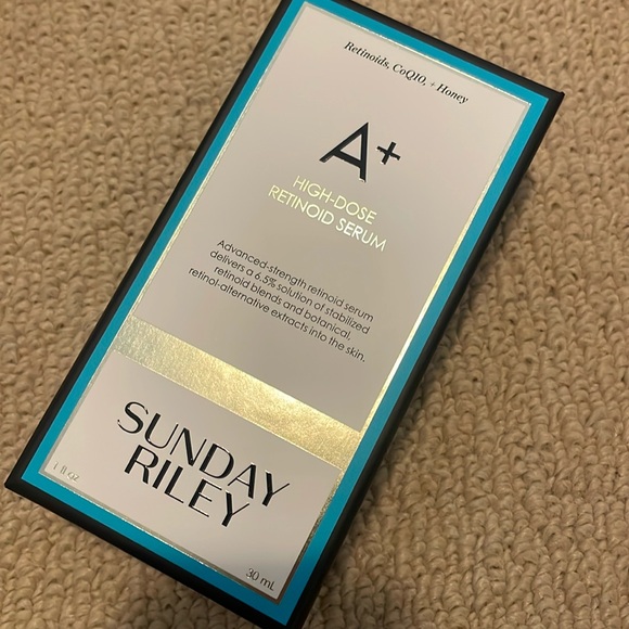 NIB Sunday Riley A+ high dose retinoid serum 1 fl oz $85 Sephora - Picture 2 of 6